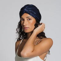 Gorro de Satén Aurealia™ — Protege tus rizos mientras duermes